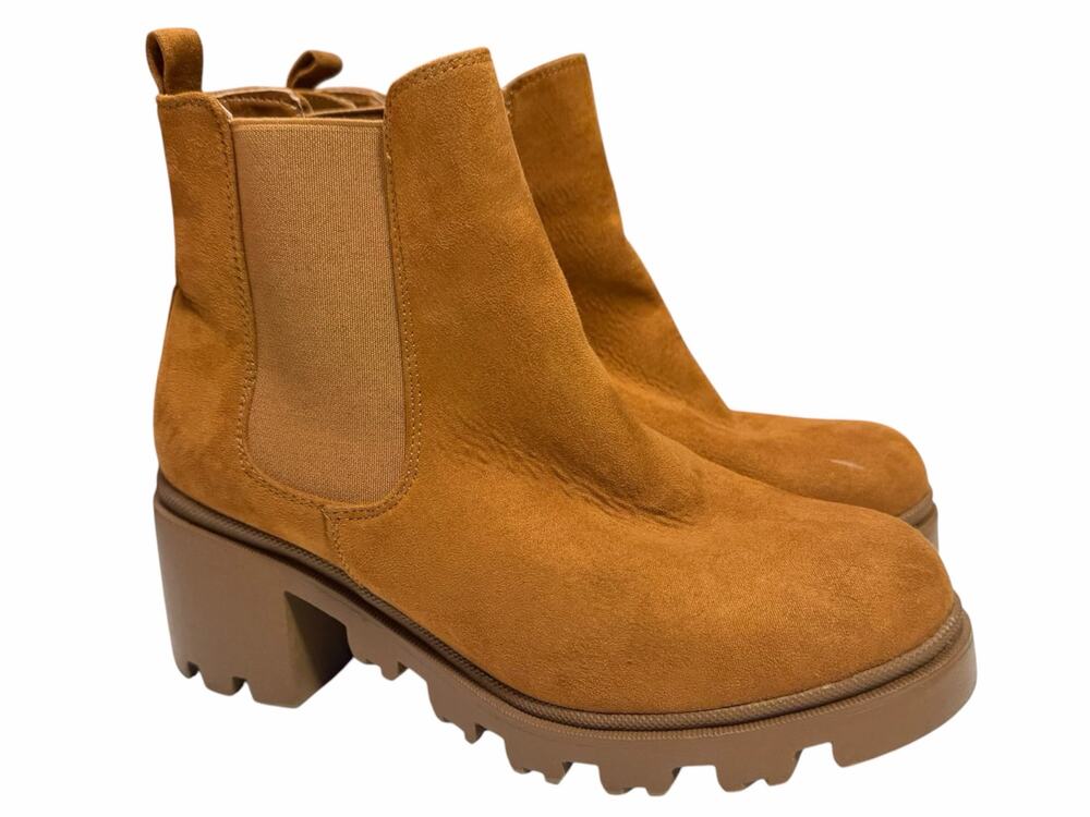 JustFab Chelsea Boots Womens 8.5 E Wide Brown Chunky Heel Lug Sole Ankle Boot